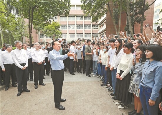 广东省领导视察汕尾大湖，推动地方发展，深化民生关怀